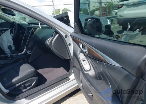 2019 Infiniti Q50 3.0T Luxe z USA, uszkodzony, nr VIN JN1EV7AR1KM558029